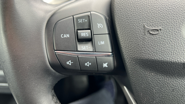 Ford Focus 1.0 EcoBoost Titanium 5dr Petrol Hatchback